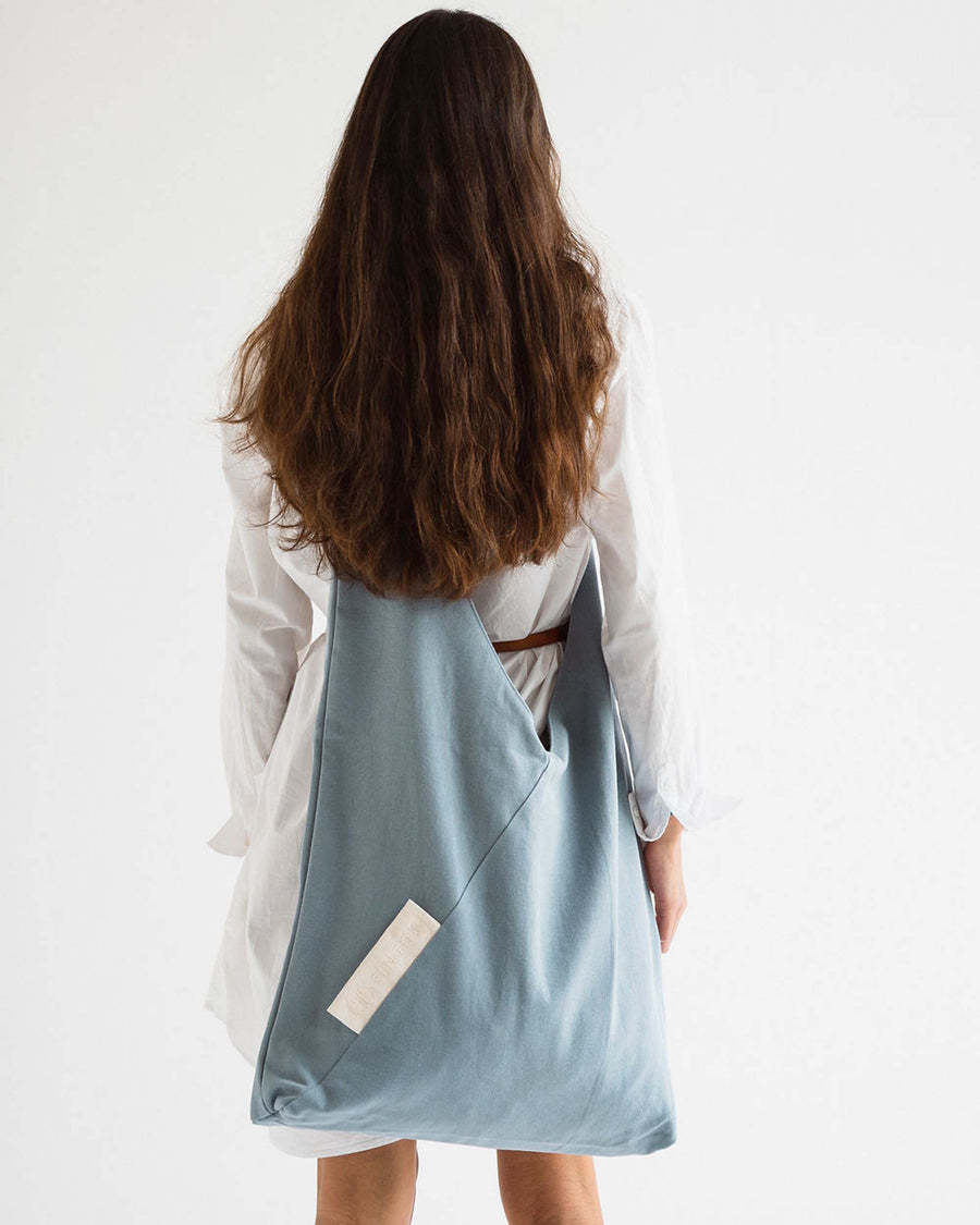 Tira Oversized Triangle Canvas Taske - Ashley Blue